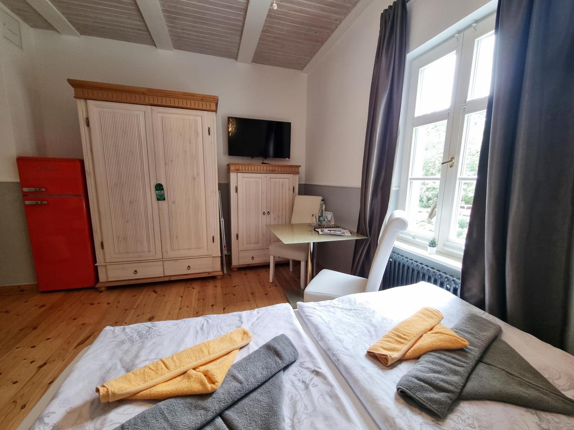 Strandhotel Lindequist Зеллин Экстерьер фото